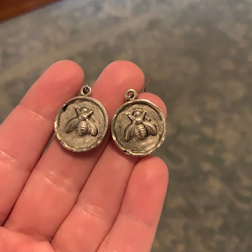 Silver Plated Nickel-Sized, Bee Motif Earrings